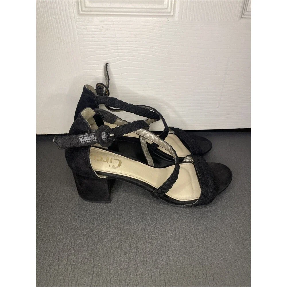 Size 7 Circus by Sam Edelman Black Suede Braided Strap Block Heel Sandal 2” Heel